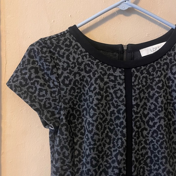 ann taylor loft • black& gray knit short sleeve leopard cheetah print mini dress - Picture 8 of 17